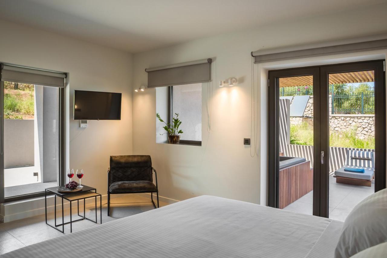 Harmony Suites Χελμάτα Εξωτερικό φωτογραφία