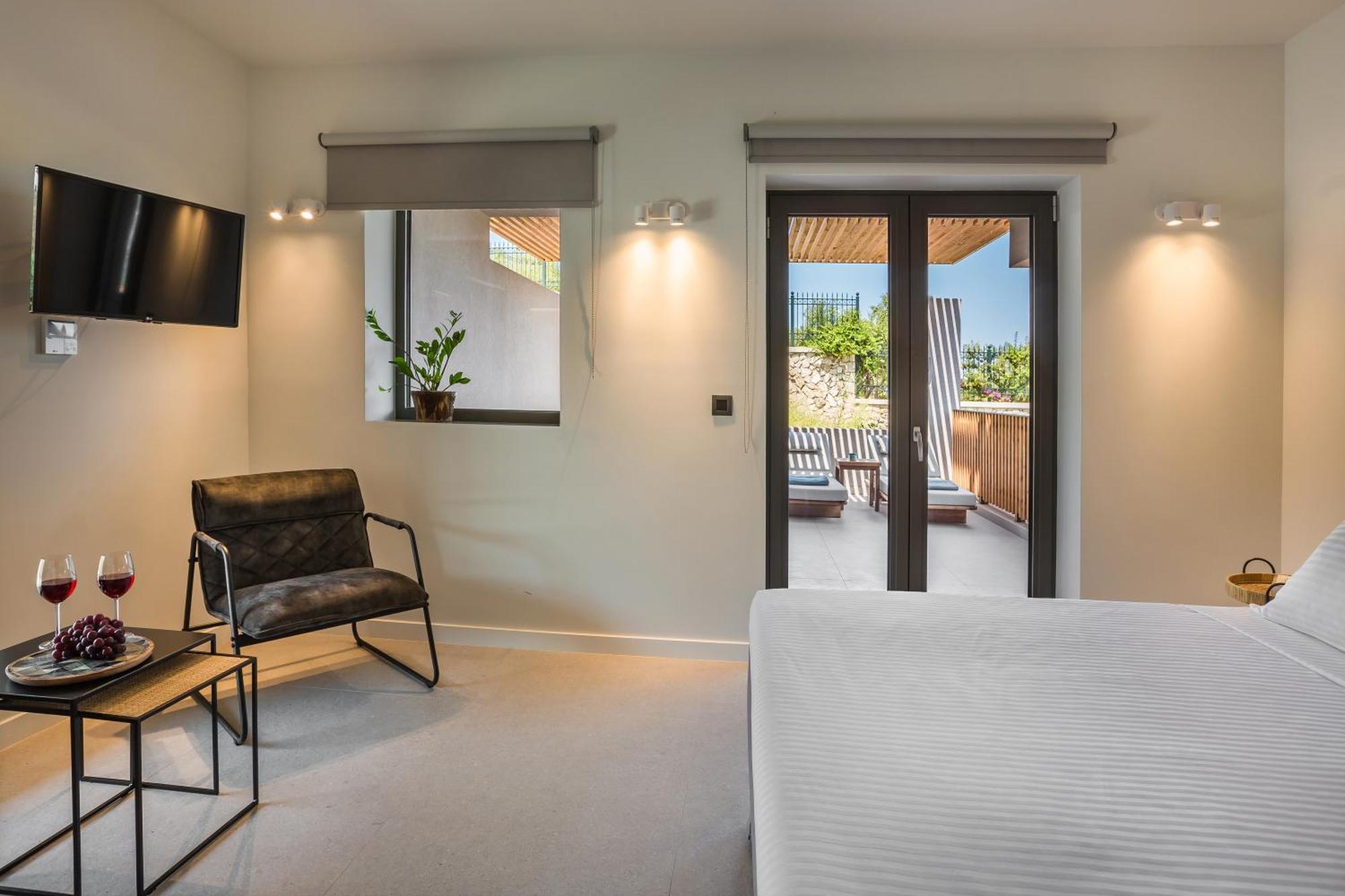 Harmony Suites Χελμάτα Δωμάτιο φωτογραφία